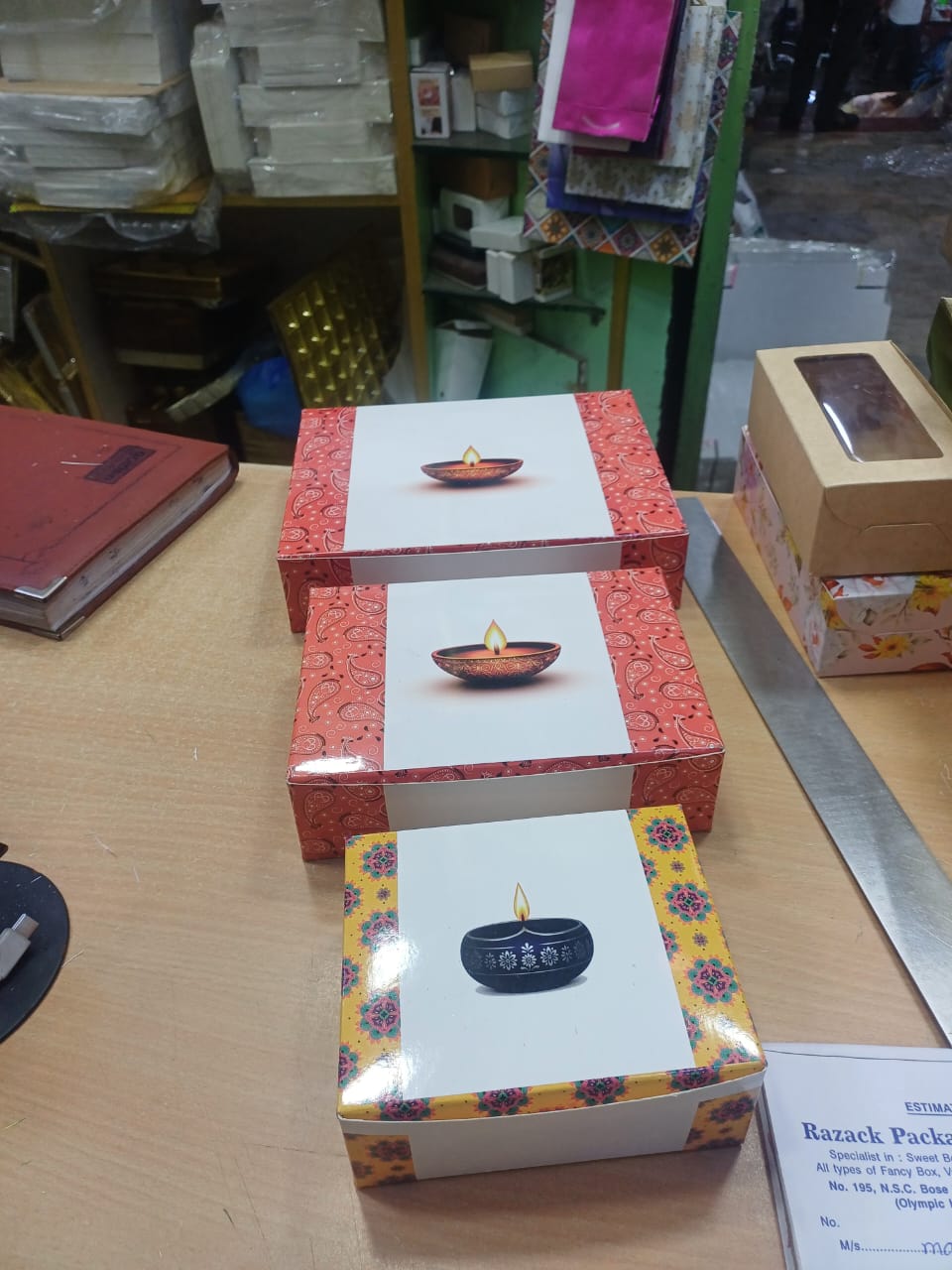 Bakery box with die-cut window